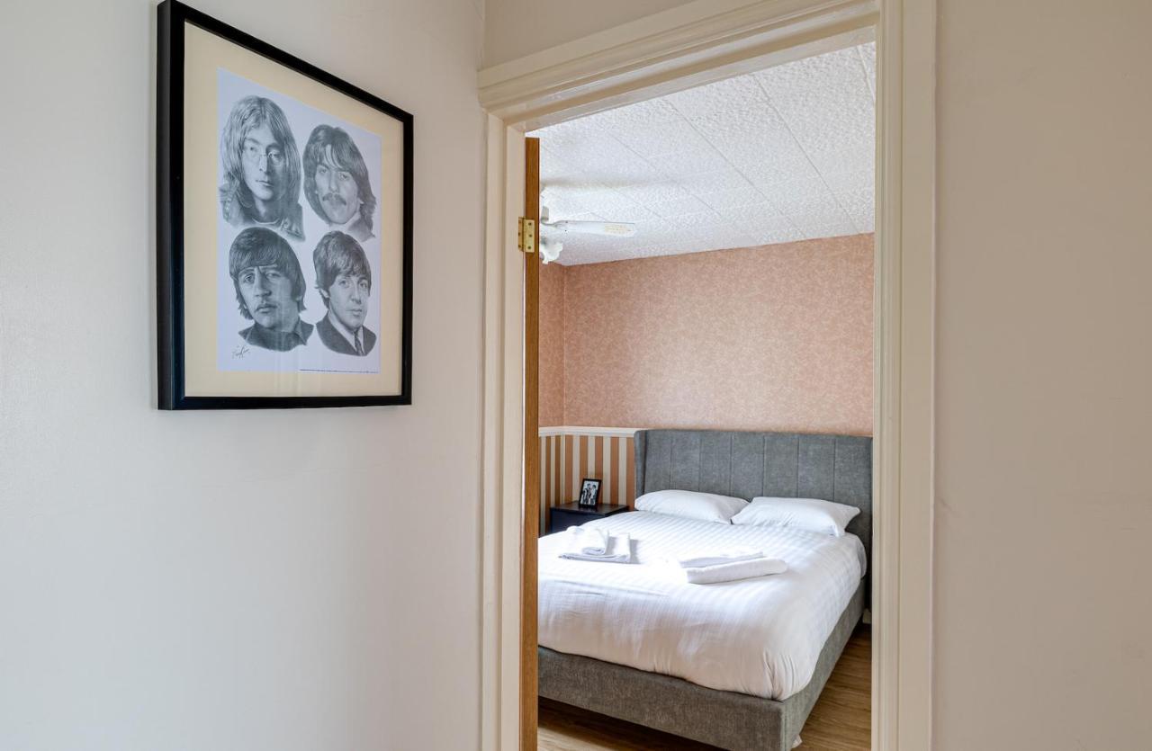 George Harrison'S Former 3Bed Home In Liverpool Speke Kültér fotó